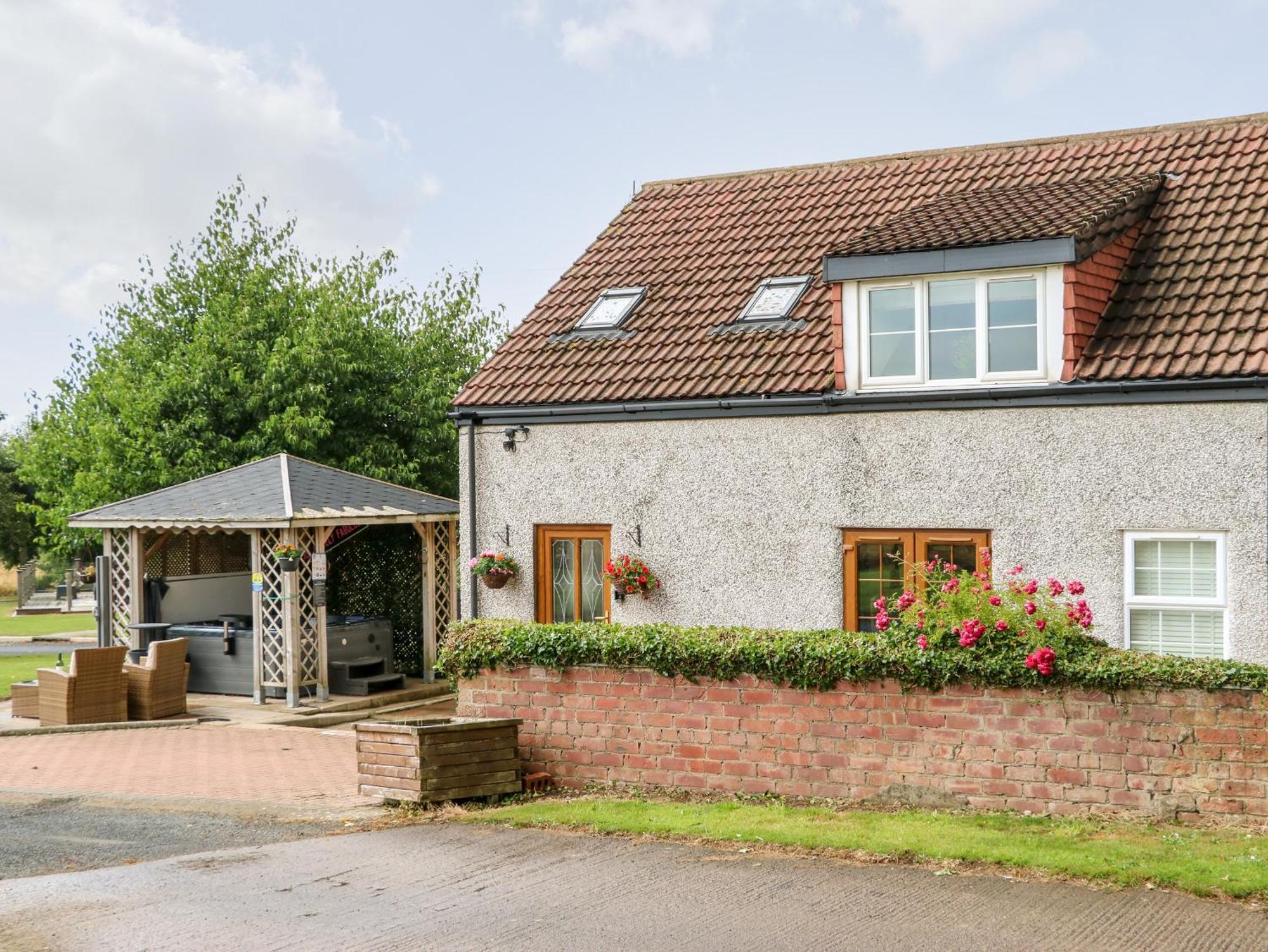 The Barn Villa นอร์ทอัลเลอร์ทัน ภายนอก รูปภาพ